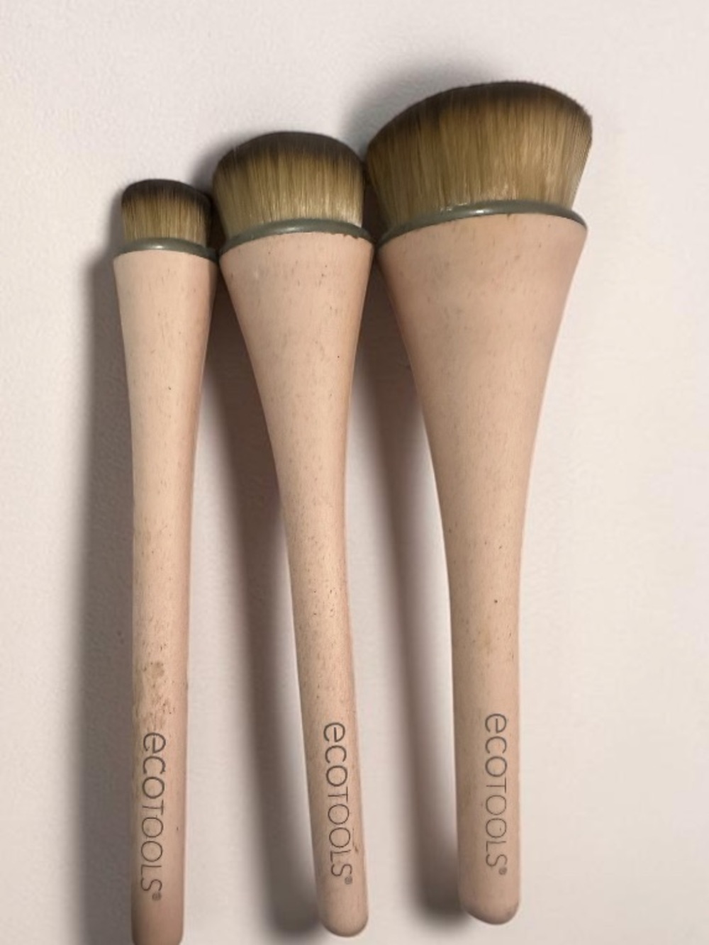 * EcoTools 360° Ultimate Blend 3 Piece Makeup Brush Set Pink
